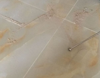 兰坪瓷砖空鼓维修公司分享粘合剂选择不当在瓷砖铺贴过程中可能导致以下问题